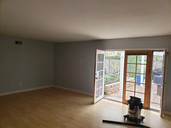 (undisclosed Address), Encinitas, CA 92024