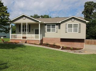 4429 NW Holiday Blvd, Knoxville, TN 37921