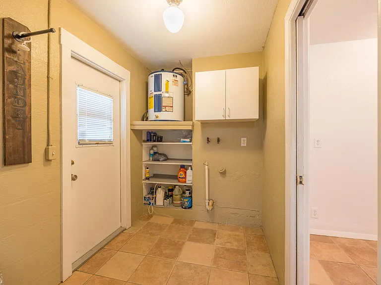 16 Lake Shore Dr — Photo 6