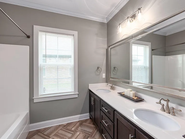 198 Moses Dr — Photo 18