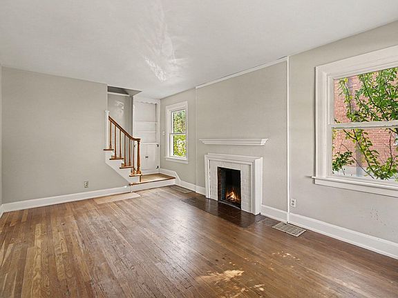 3rd image of 92 Pleasant Ridge Ave