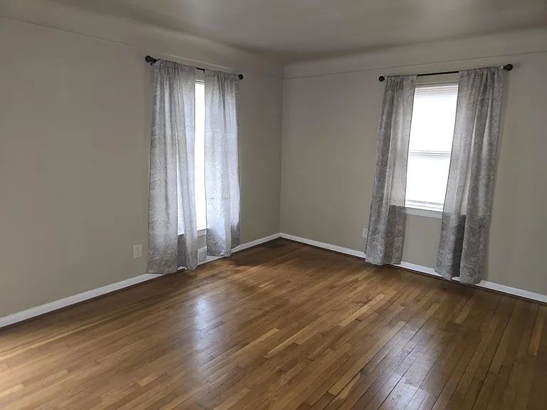 6109 Farmbrook St — Photo 11