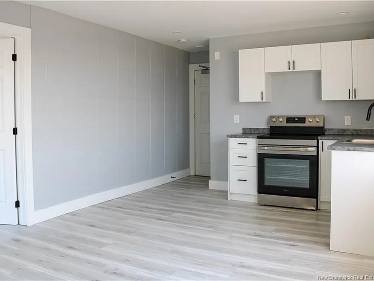 1751 Main St #306 — Photo 5
