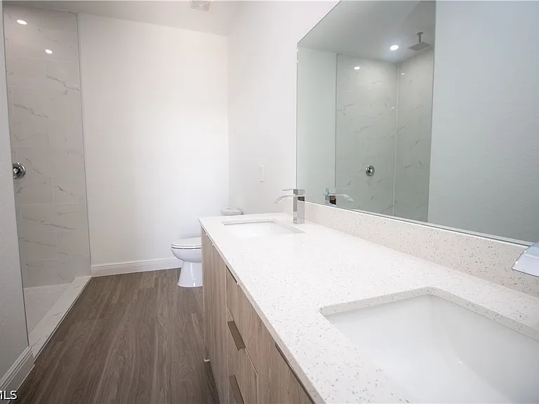 9004 W Justice Cir — Photo 20