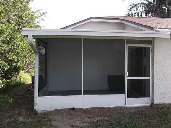 3rd image of 3416 SE Bevil Ave