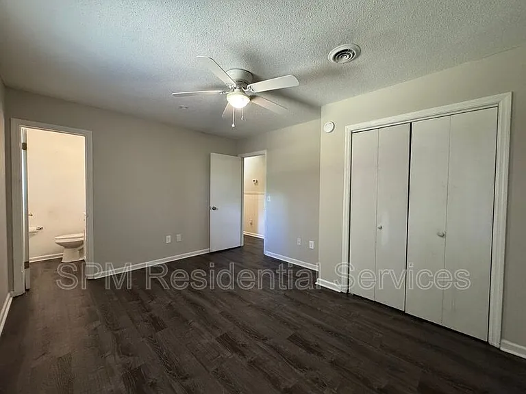 4805 Lord Nance Ct — Photo 15