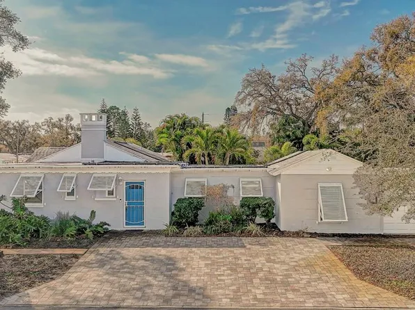 2601 49th St S, Gulfport, FL 33707