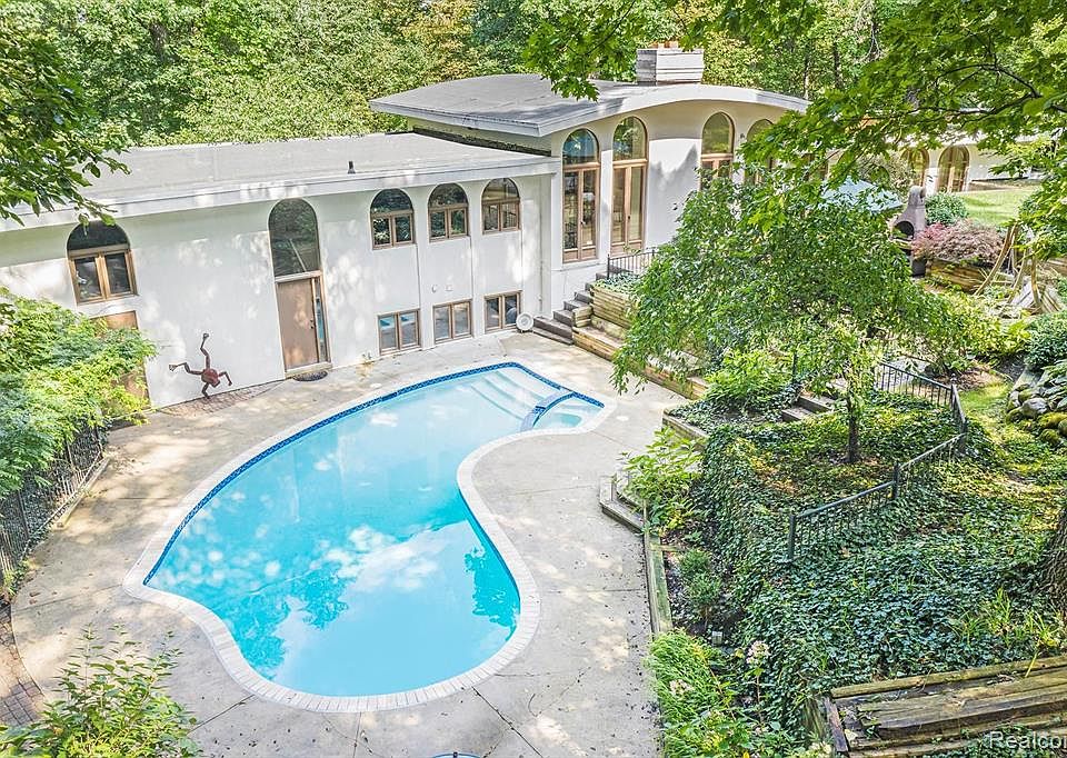 2829 Shannon Dr, Oakland, MI 48363 Zillow