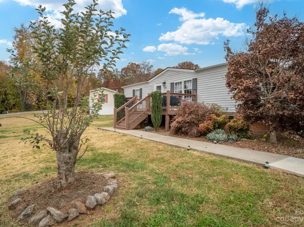 2150 Peanuts Ln, Newton, NC 28658