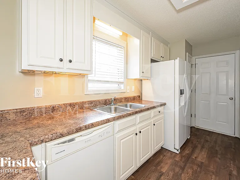 797 Gable Ct — Photo 7