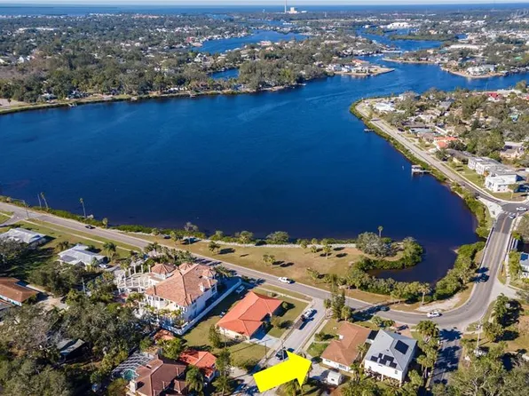 603 Virginia Ave, Tarpon Springs, FL 34689