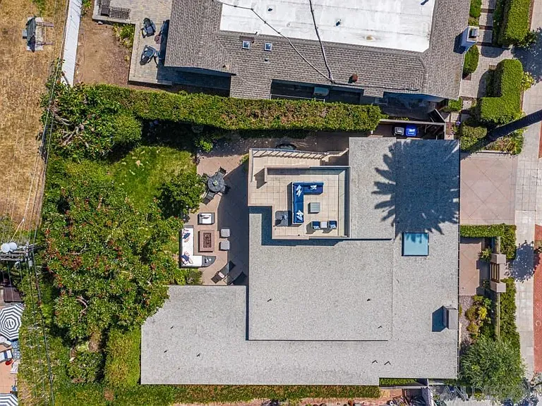 7967 Paseo Del Ocaso — Photo 34
