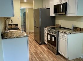 2375 S Linden Ct