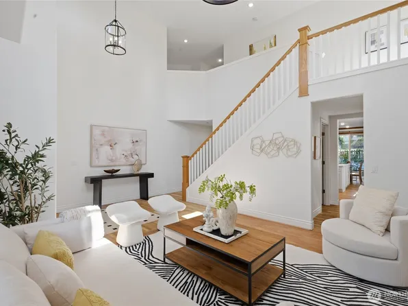 1847 145th Place SE, Bellevue, WA 98007