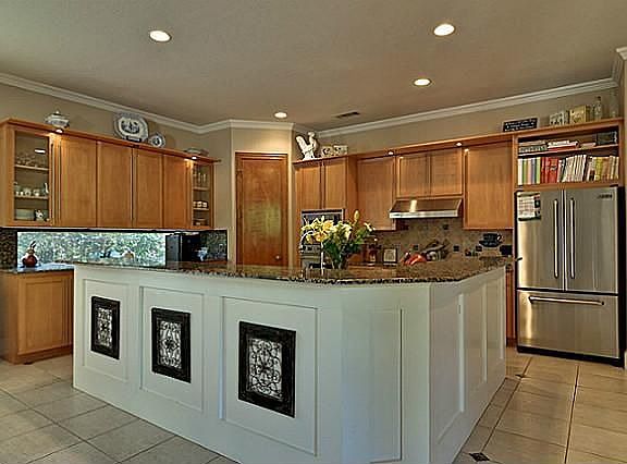 5th image of 2721 Brookshire Dr
