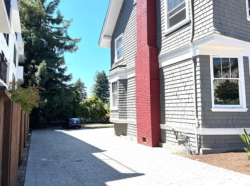 Warring House — Photo 3