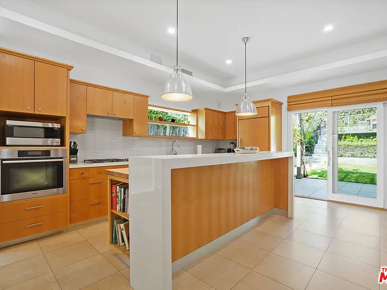 31777 Broad Beach Rd — Photo 4