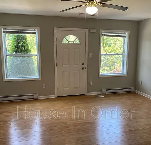 46 Spicewood Rd #C — Photo 6