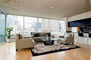 Kitchen / Living Room