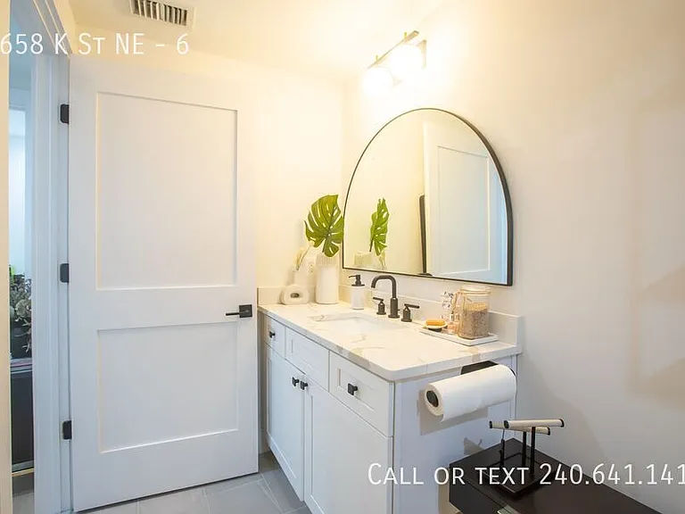 1658 K St NE #6 — Photo 30