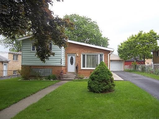 1st image of 405 E Jefferson St