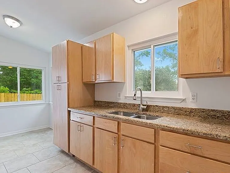 8412 Clear Mdw — Photo 12