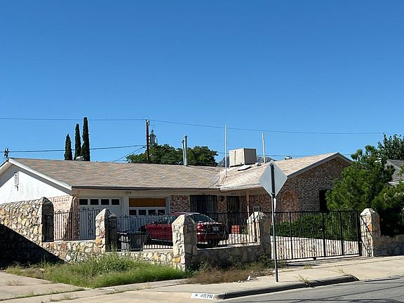 3rd image of 4616 Sun Valley Dr
