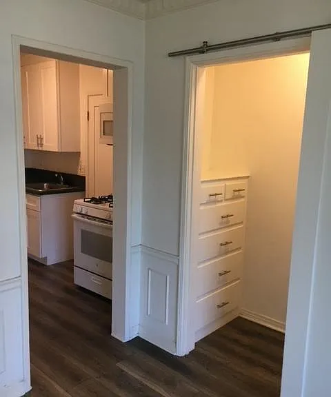 135 N Sweetzer Ave #3 — Photo 10