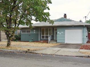 125 W Gloucester St, Gladstone, OR
