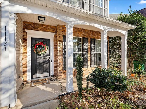 2nd image of 11131 Cypress View Dr
