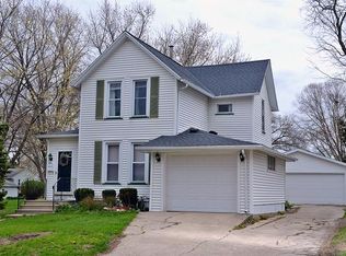 1058 State St, Ottawa, IL 61350