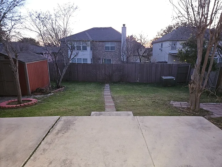 519 Leafy Rdg — Photo 10