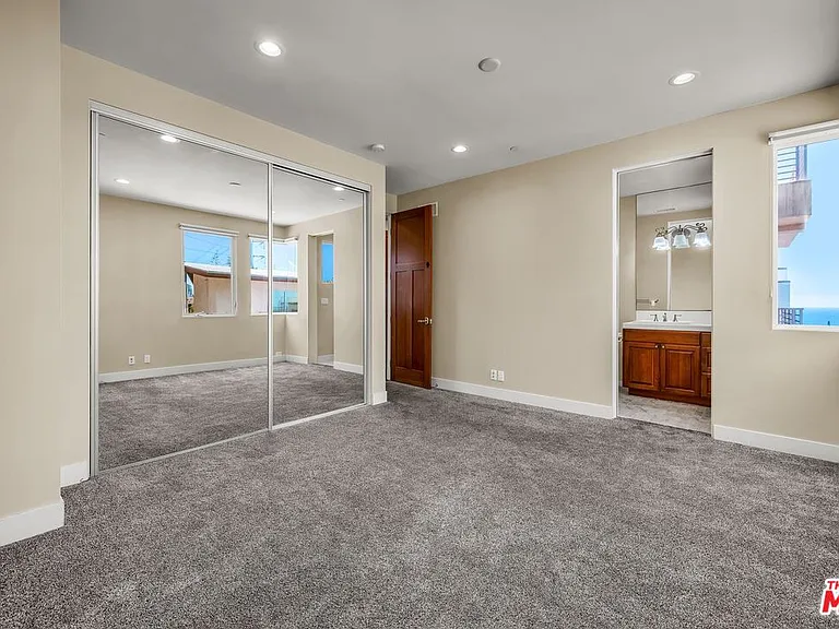 308 Gull St — Photo 38