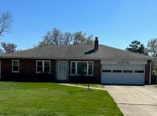 10730 Charrette Dr, Saint Louis, MO