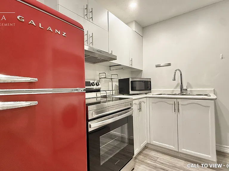 22 Vandervoort Dr #2 — Photo 4
