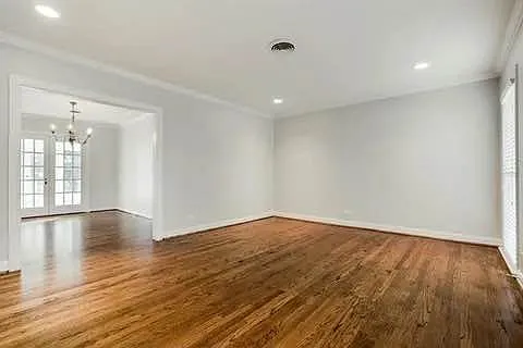 4310 Somerville Ave — Photo 5