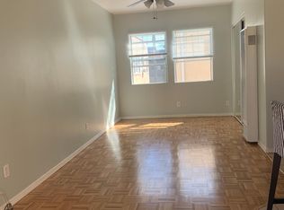 1167 1/2 E 1st St, Long Beach, CA 90802