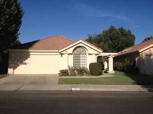 1013 Sussex Cir, Bakersfield, CA