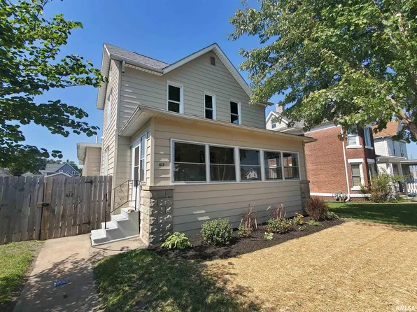 612 44th St, Rock Island, IL 61201