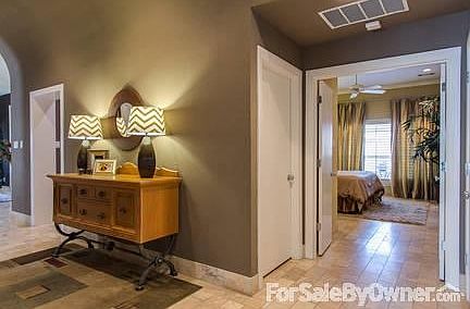 4th image of 2720 Manorwood Trl