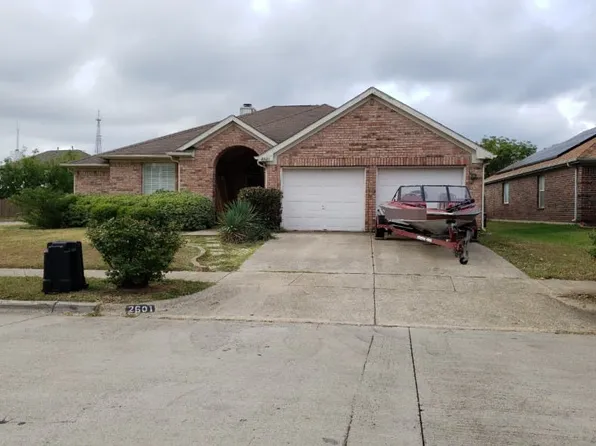 2601 Chesapeake St, Euless, TX 76040