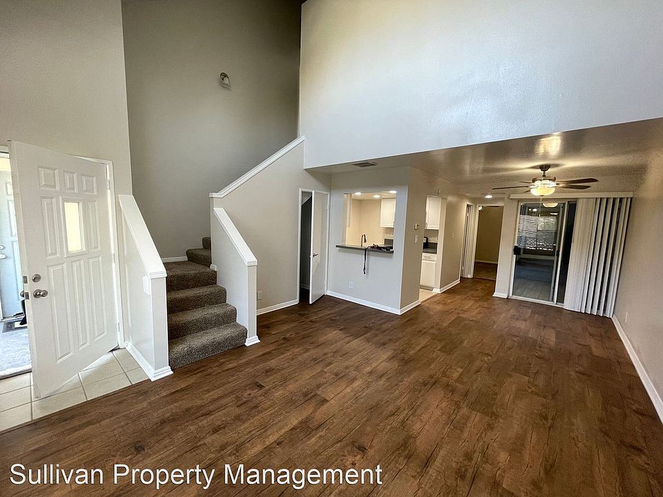 1st image of 129 S Olive St #4