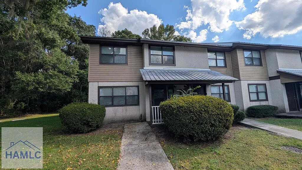 6 bed, 2.5 bath, 1504 sqft, $1,450 — Photo 1