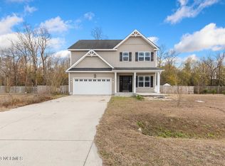 226 Blue Creek Farms Dr, Jacksonville, NC 28540