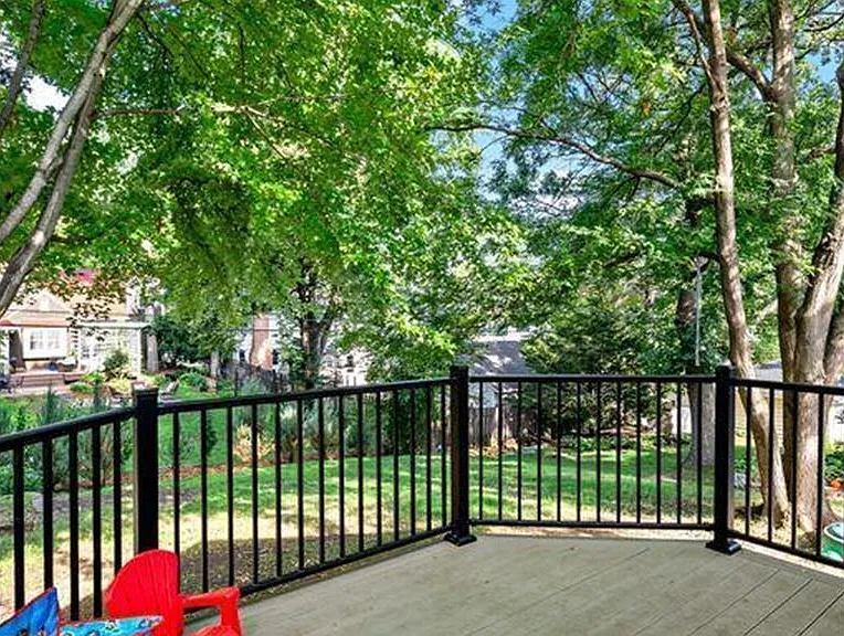 4520 Vandervork Ave — Photo 16