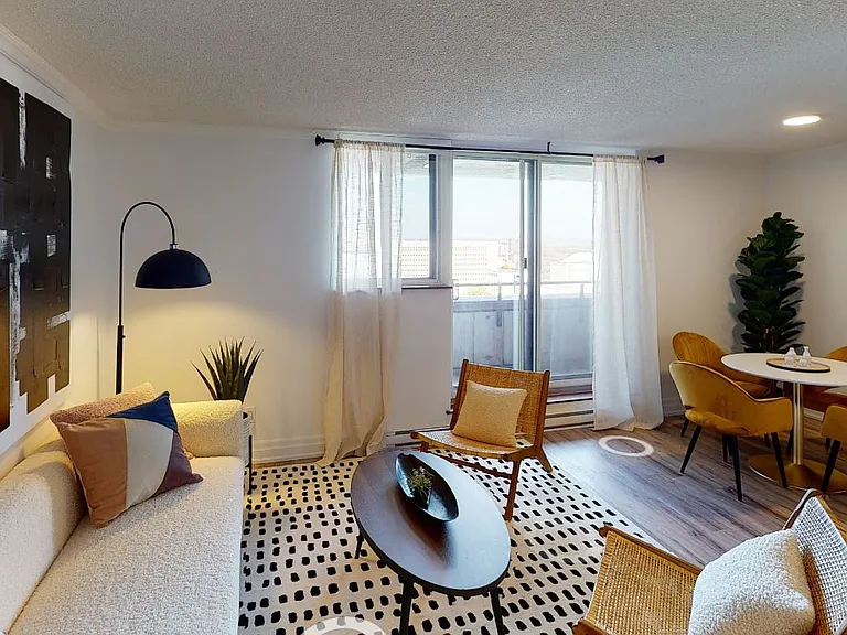 435 Albert St — Photo 20