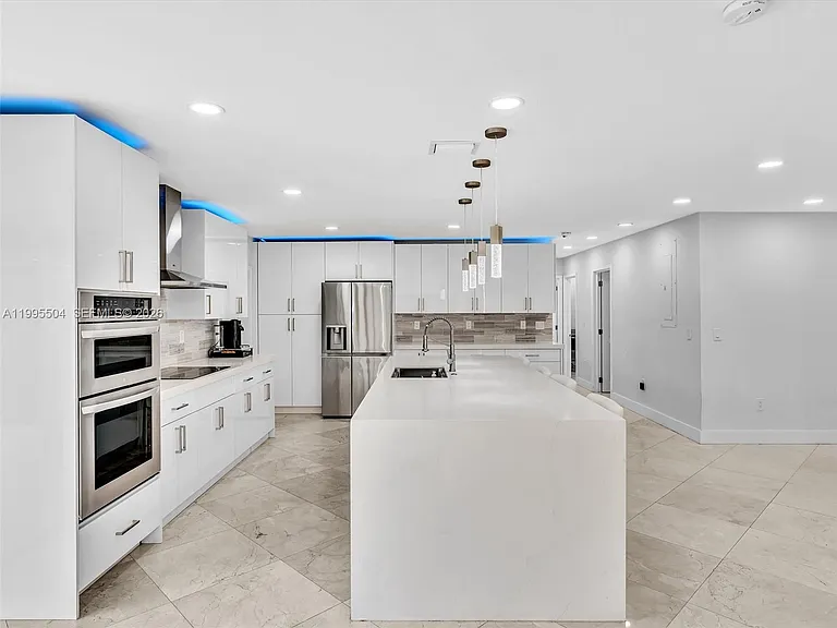 6920 SW 182nd Way — Photo 9