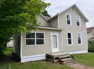 221 Maple St, Glenwood City, WI 54013