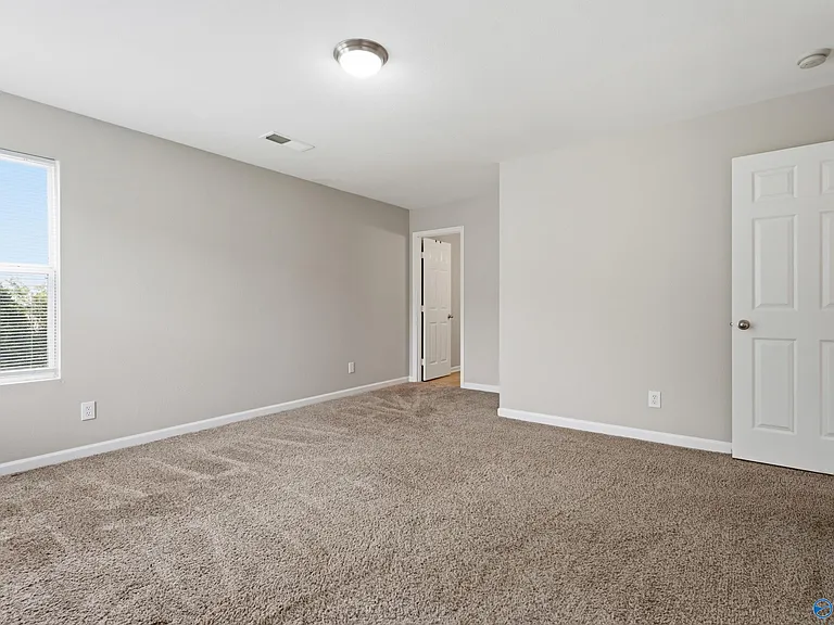 3262 Lakeland Dr — Photo 18