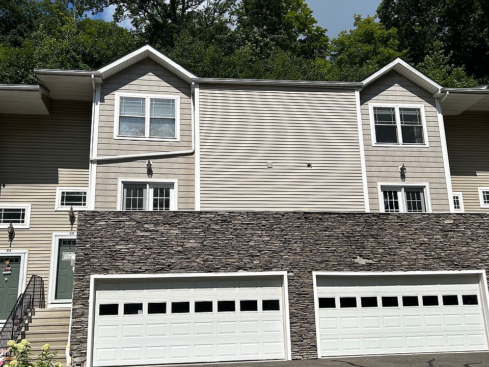 1st image of 66 Stetson Pl #66